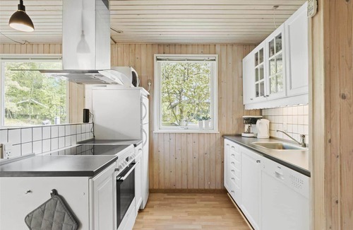 Oster Somarken House | 1583 Aakirkeby - Poserekrogen 8