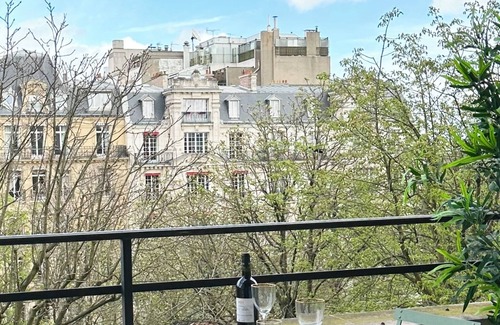 16th Arrondissement Apartment | 1598 Ingres