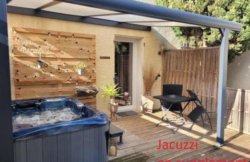 Malves-en-Minervois House | 15min de la Cité de Carcassonne dans petit village, chambre au calme, petit-déjeuner, jacuzzi en supplément