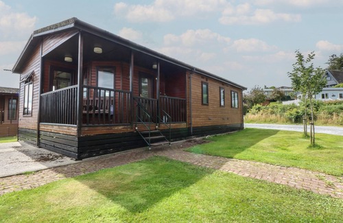 Rhyd-y-clafdy Cottage | 16 FOREST LODGE, pet friendly, country holiday cottage in Chwilog