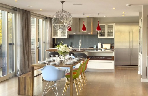 Lechlade House | 16 Huntsman Lake, Lakes by Yoo, 4 bed/sleeps 8 +3 kids, roof top/Spa/pool