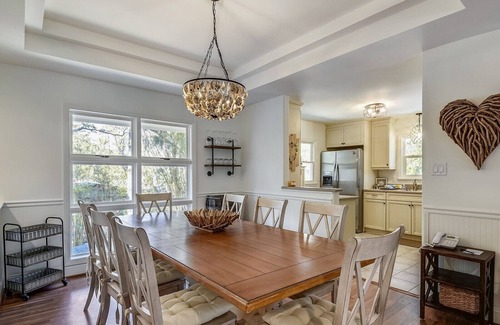 North Forest Beach House | 16 Ibis Street ~ 2 Screened Porches | 2nd Row to the Beach | Walk to Restaurants
