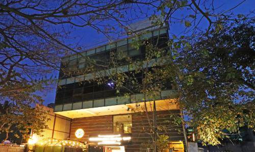 Stage 1 Hotel | 16 m² Hotel ∙ 3 guests