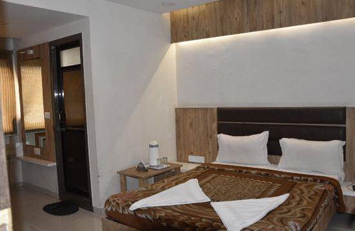 Ahmedabad City Centre Apartment | 16 m² Apartment ∙ 3 guests