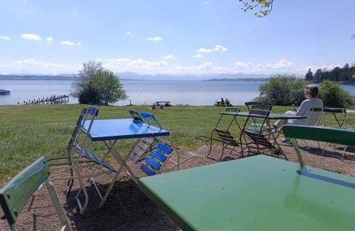 Tutzing Bed & Breakfast | 16 m² Bed and breakfast ∙ 1 bedroom ∙ 2 guests