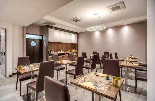 Rione VII Regola Hotel | 16 m² Hotel ∙ 2 guests