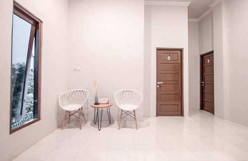 Banjarbaru Hotel | 16 m² Hotel ∙ 2 guests