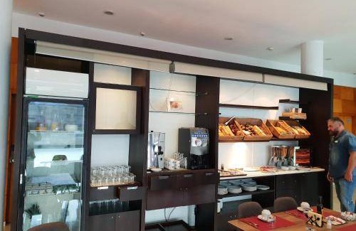 Petrer Hotel | 16 m² Hotel ∙ 3 guests