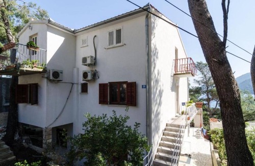 Sobra House | 16 m² House ∙ 1 bedroom ∙ 2 guests