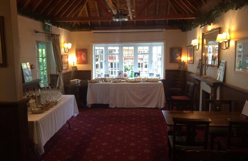 Cuckfield House | 16 m² Motel ∙ 127 guests