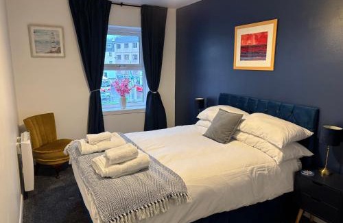 Oban Apartment | 16 Macgregor court, Oban
