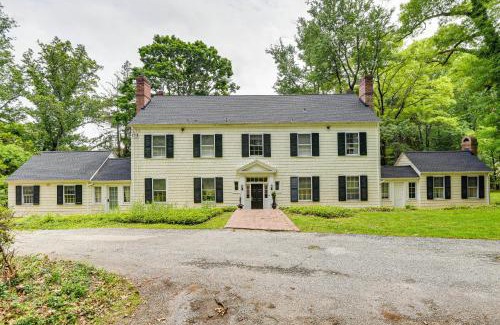 Owings Mills House | 16 Mi to Baltimore Spacious Home in Owings Mills!