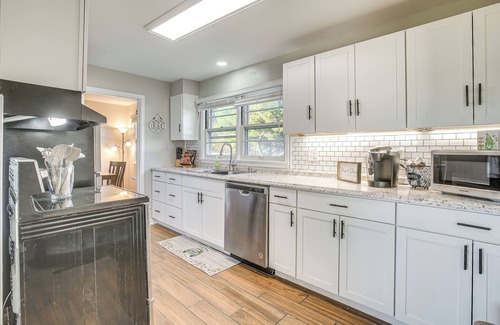 Newark House | 16 Mi to Buckeye Lake: Family-Friendly Newark Home