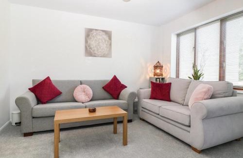 Bradford-on-Avon House | 16 Mythern Meadow