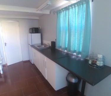 Goodwood Apartment | 16 on Point