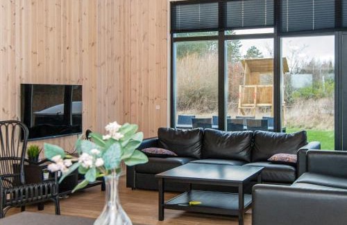 Fjellerup Strand House | 16 person holiday home in Glesborg