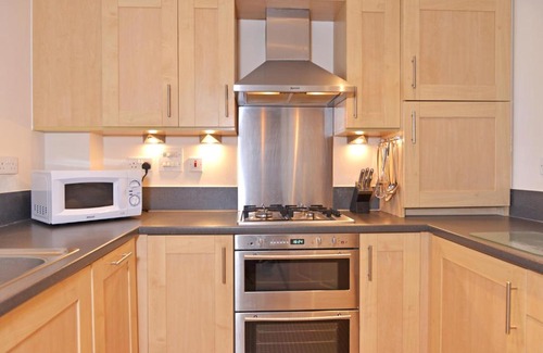 Eastbourne Apartment | 16 San Juan Court, Sovereign Harbour - South, Eastbourne