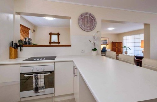 Labrador Apartment | 16-Sleep Family/Group Getaway!