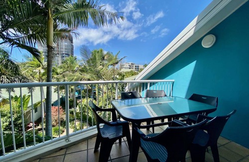 Mermaid Beach Apartment | 160 m² Apartment ∙ 4 bedrooms ∙ 8 guests