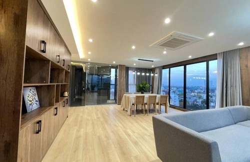 Hanoi Apartment | 160 m² Apartment ∙ 2 bedrooms ∙ 4 guests