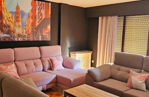 Jaen Apartment | 160 m² Apartment ∙ 4 bedrooms ∙ 10 guests