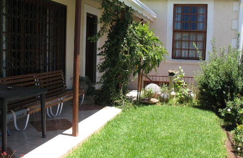 Colesberg Apartment | 160 m² Apartment ∙ 2 bedrooms ∙ 5 guests