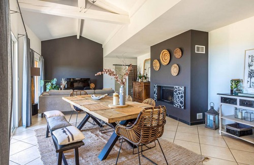 La Londe-les-Maures House | 160 m² House ∙ 3 bedrooms ∙ 7 guests