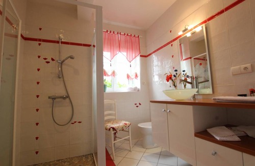 Villedieu-les-Poeles-Rouffigny House | 160 m² Gîte ∙ 3 bedrooms ∙ 8 guests
