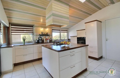 Kerien House | 160 m² Gîte ∙ 4 bedrooms ∙ 8 guests