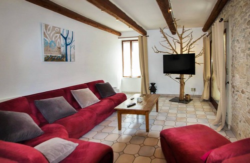 Bourg-Saint-Andeol House | 160 m² House ∙ 3 bedrooms ∙ 6 guests