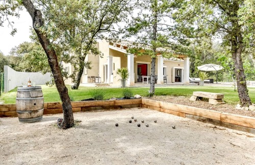 Lourmarin House | 160 m² House ∙ 4 bedrooms ∙ 8 guests