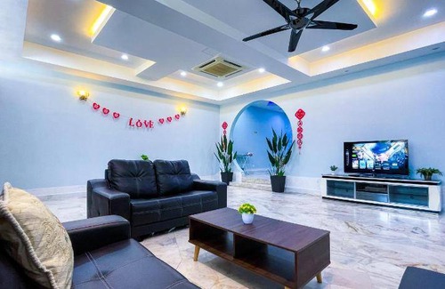 Larut House | 160 m² House ∙ 5 bedrooms ∙ 16 guests