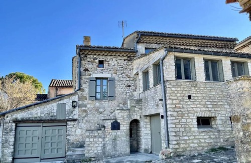 Cornillon House | 160 m² House ∙ 6 bedrooms ∙ 12 guests