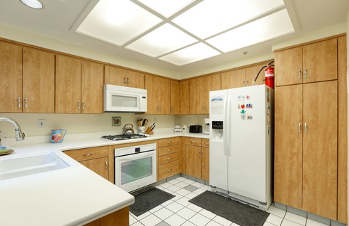 Downtown Condo | 160 Ocean View: 2 BR, 2 BA Condominium in Pismo Beach, Sleeps 8