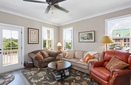 Lakewood House | 161 m² House ∙ 4 bedrooms ∙ 8 guests