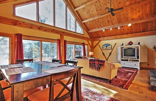 West Dover House | 162 m² House ∙ 3 bedrooms ∙ 8 guests
