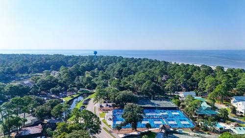 South Beach Villa | 1626 Port Villa - Stunning Sunrise Views Over Braddock Cove, with Open Living Area, Patio, Balcony