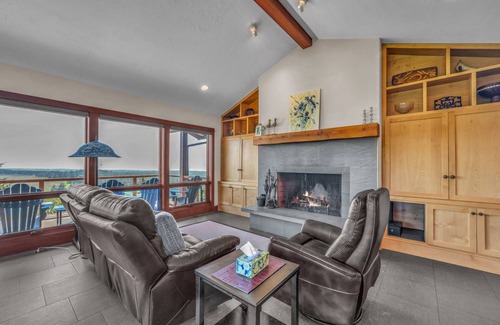Pacific City House | 163 m² House ∙ 2 bedrooms ∙ 4 guests