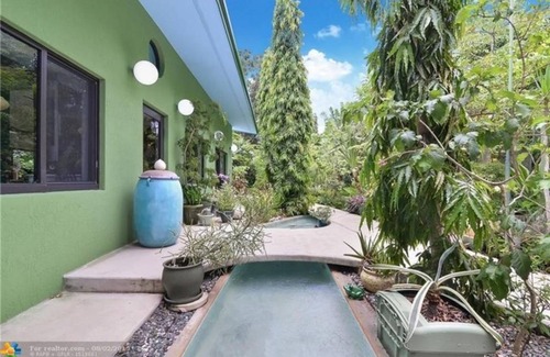 Wilton Manors House | 163 m² House ∙ 2 bedrooms ∙ 6 guests