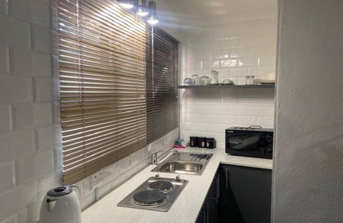 Bezuidenhout Valley Apartment | 163 on Bez, Apartment 9