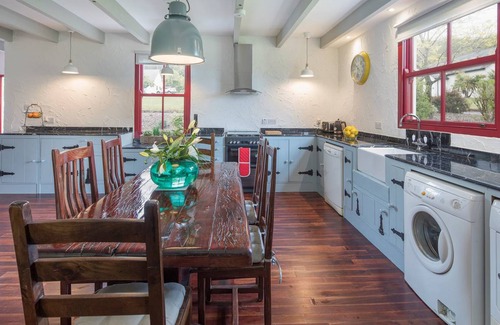 Cloyne House | 164 m² House ∙ 3 bedrooms ∙ 8 guests
