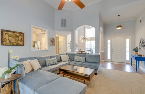 Fayetteville House | 164 m² House ∙ 3 bedrooms ∙ 6 guests