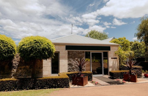 Bramley Resort | 164 m² Resort ∙ 2 bedrooms ∙ 20 guests