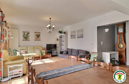 Saint-Laurent-en-Royans House | 165 m² Gîte ∙ 5 bedrooms ∙ 12 guests
