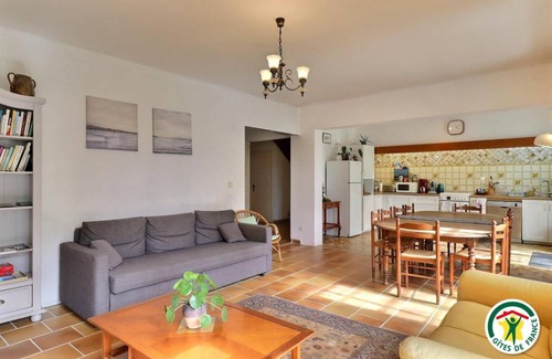 Saint-Laurent-en-Royans House | 165 m² Gîte ∙ 5 bedrooms ∙ 12 guests