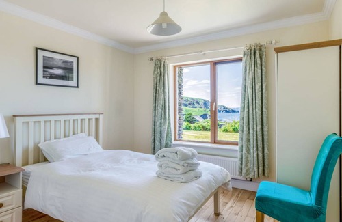 Cahirciveen House | 165 m² House ∙ 1 bedroom ∙ 8 guests