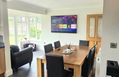 Rhyl House | 165 m² House ∙ 5 bedrooms ∙ 7 guests
