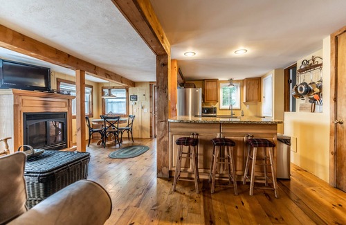 Town of Jerusalem House | 165+ private feet of direct lake frontage, with dock, grill, kayak