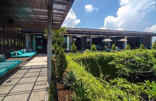 Batu Bolong Villa | 1654 m² Villa ∙ 7 bedrooms ∙ 12 guests