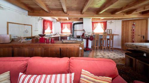 Tola Ski Chalet | 166 m² Chalet ∙ 3 bedrooms ∙ 6 guests